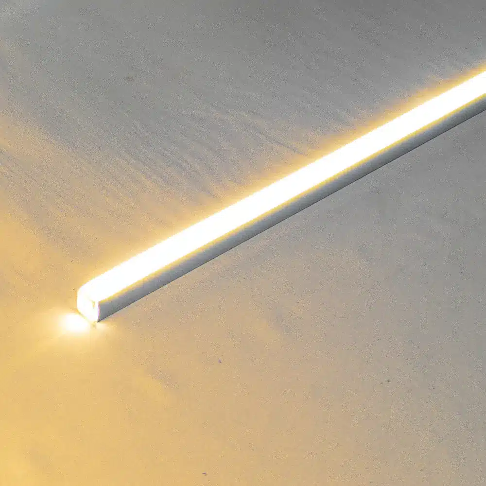 lampara_led_calida_1000p-1 Lampara LED 120cm Luz Calida - Imagen 1